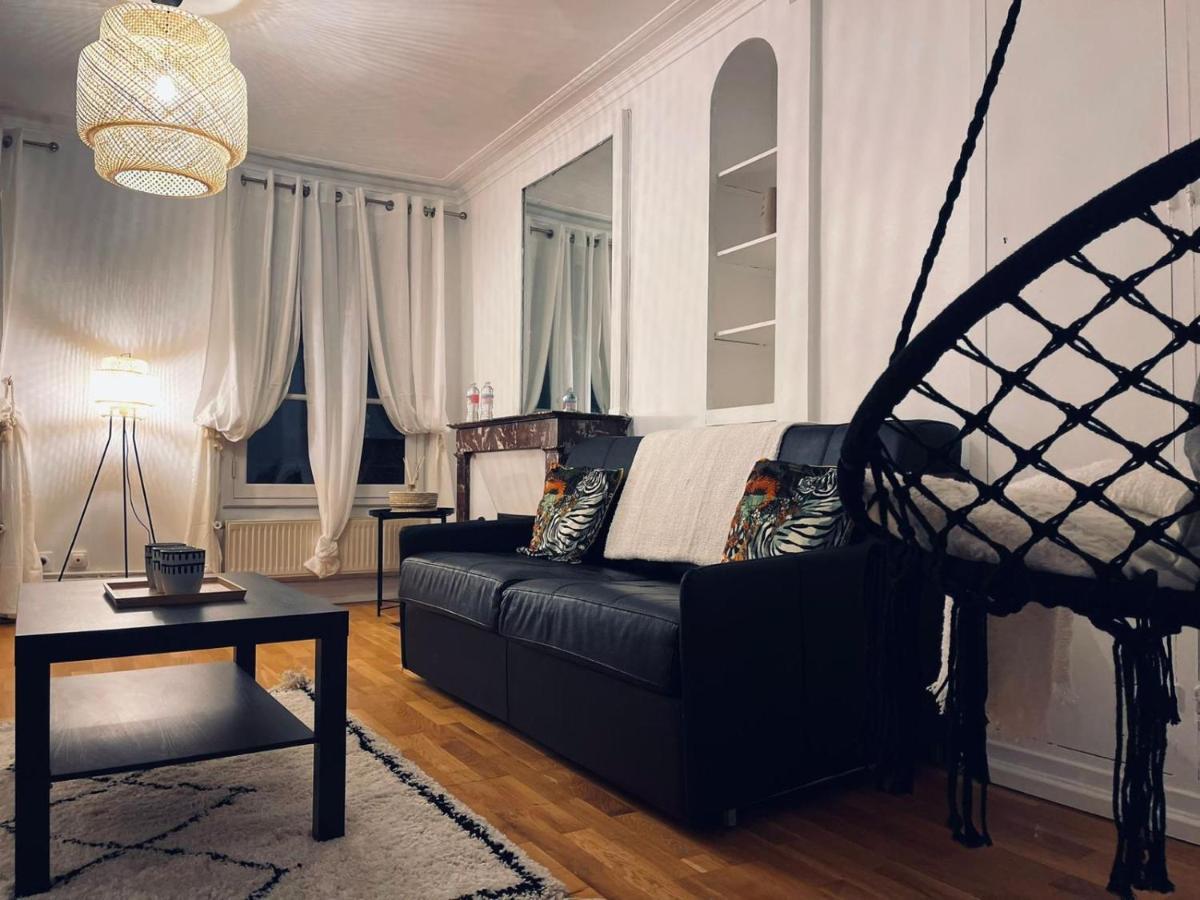 Chic Apartment On The Famous Shopping Rue Du Faubourg Saint-Honore Street パリ エクステリア 写真